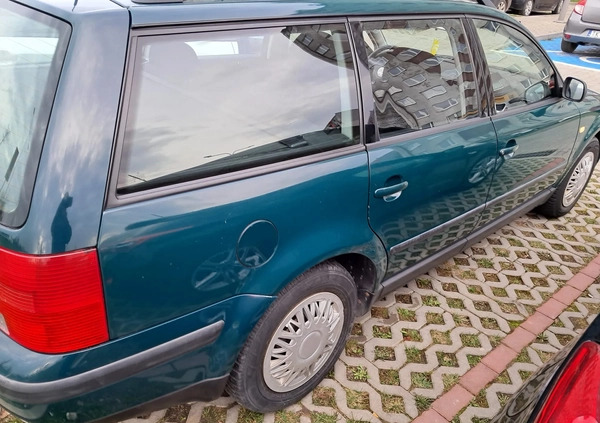 Volkswagen Passat cena 4399 przebieg: 399247, rok produkcji 1998 z Kielce małe 37